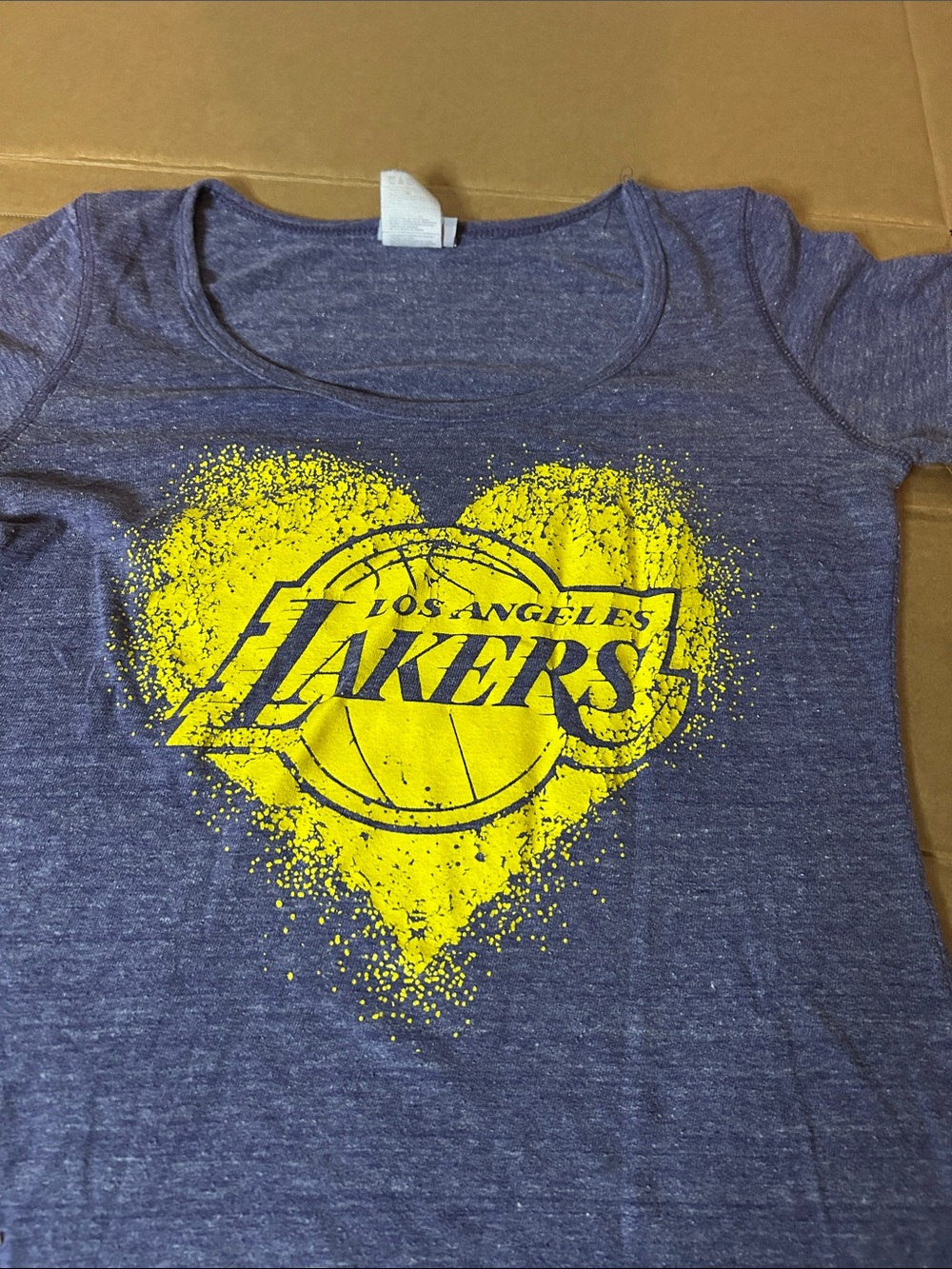 Womens Lakers Shirt Size Medium Like New! - Picture 2 of 6